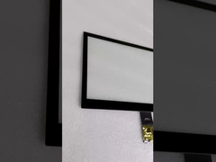 13,3 inch multi-touchscreen