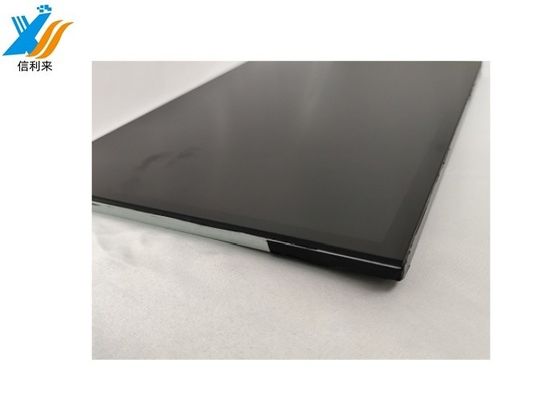 15 inch capacitieve LCD touchscreen met 3 ms responstijd